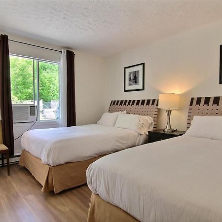 Motel De La Montagne Orford Buitenkant foto